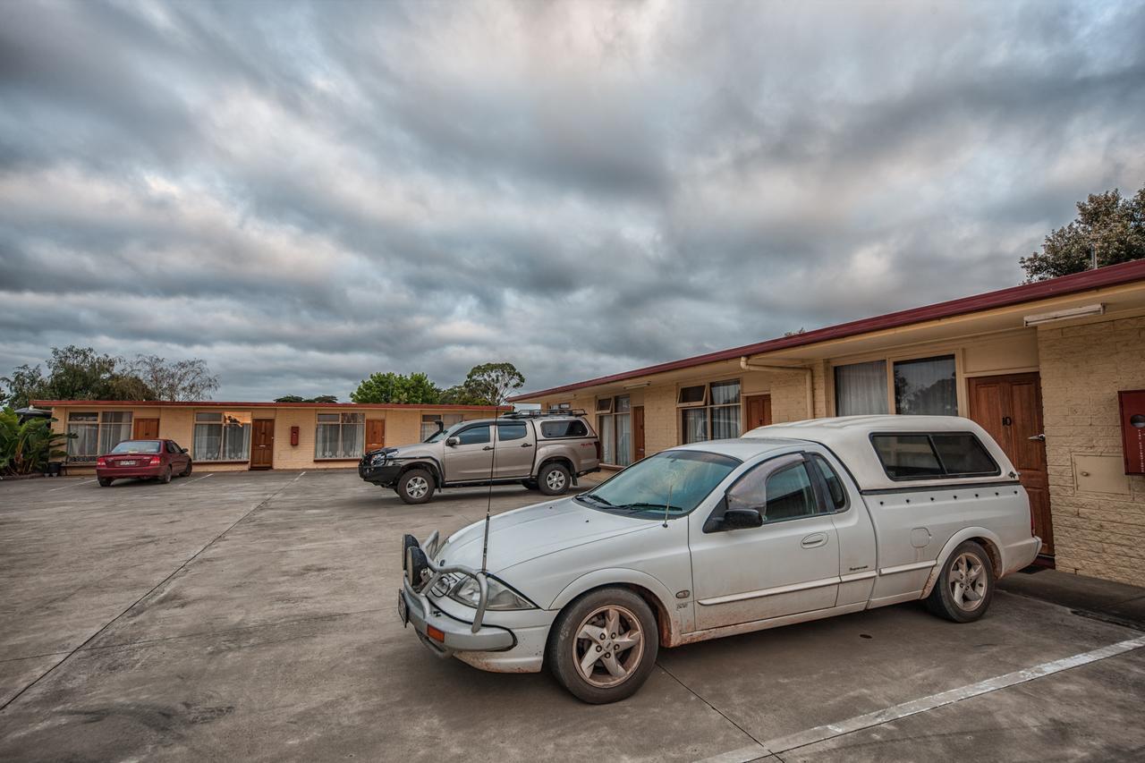 Heywood Motor Inn Dış mekan fotoğraf